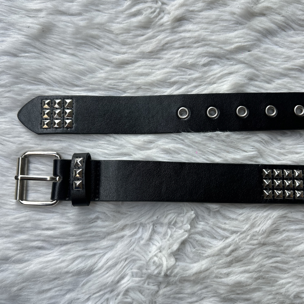 Pyramid Stud Belt (Black)