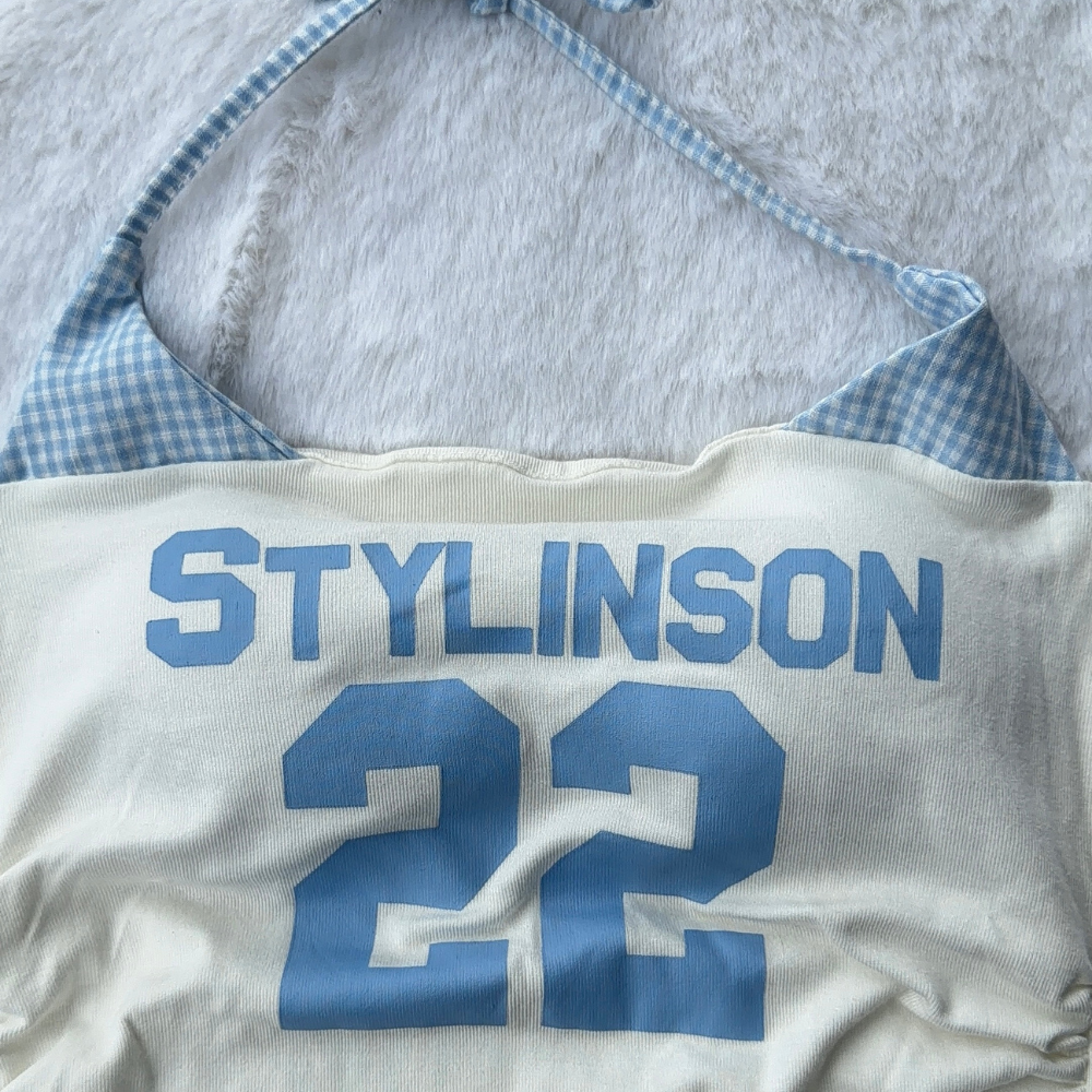 Stylinson 22 Halter Top