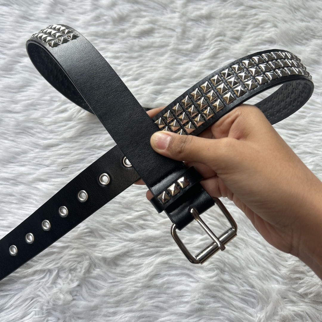 Pyramid Stud Belt (Black)