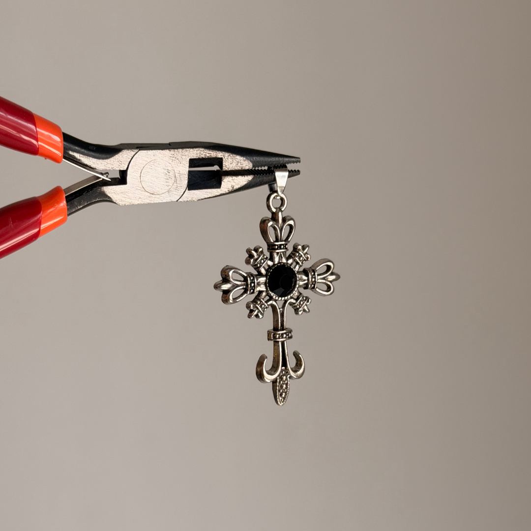 Obsidian Reign Pendant Necklace